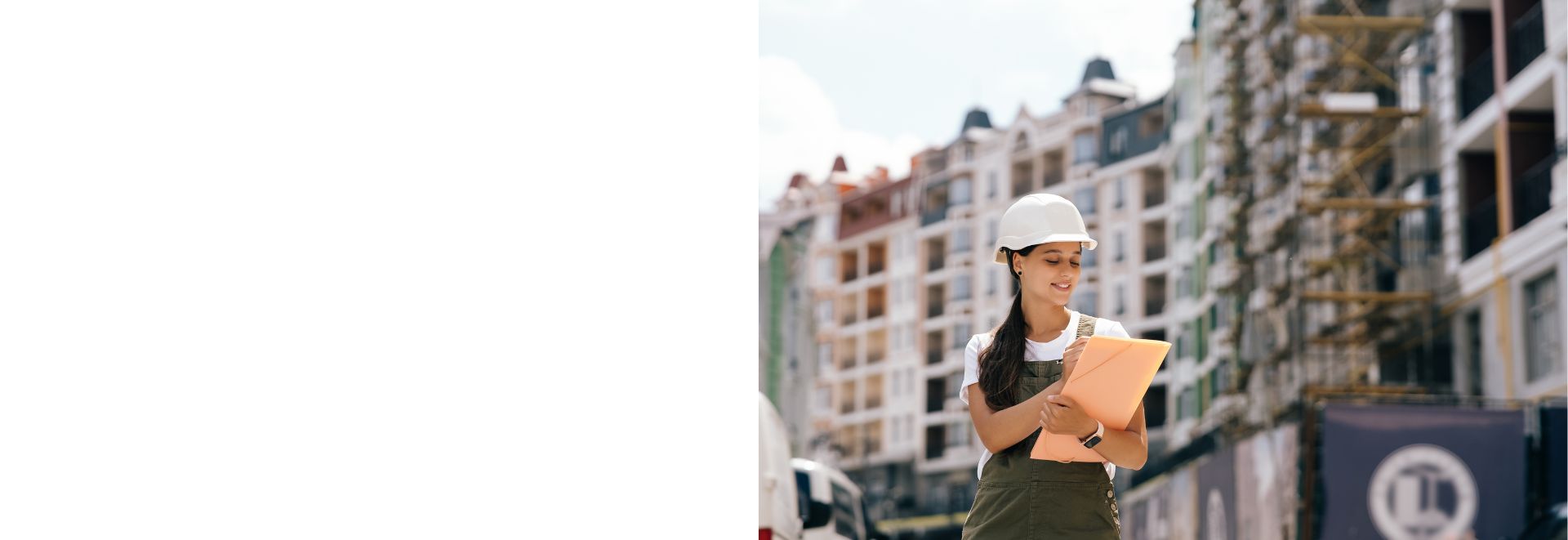 qodef-fullwidth-slider